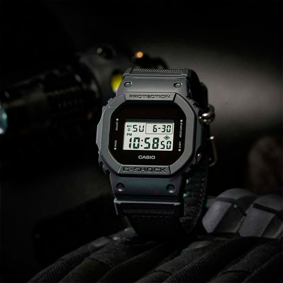 CASIO DW-5600BCE-1ER - Image 2