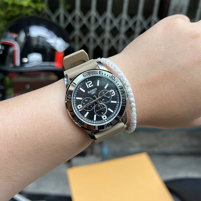CASIO MTP-VD300-5BUDF — изображение 5