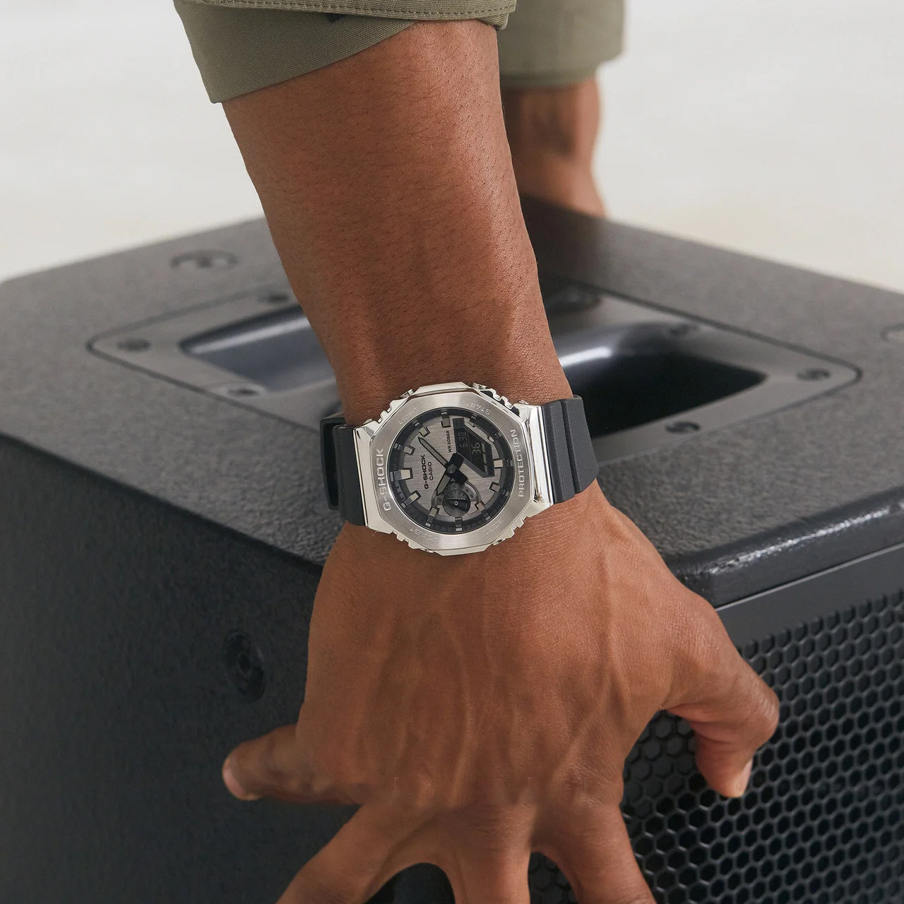 CASIO GM-2100-1AER - Image 3